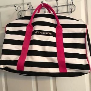 Travel duffel bag